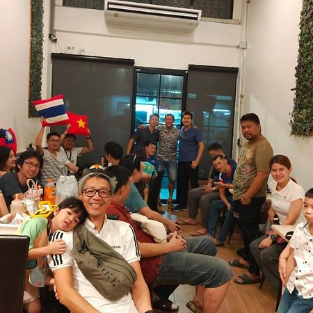 Station8 Hostel Bangkok Exterior photo